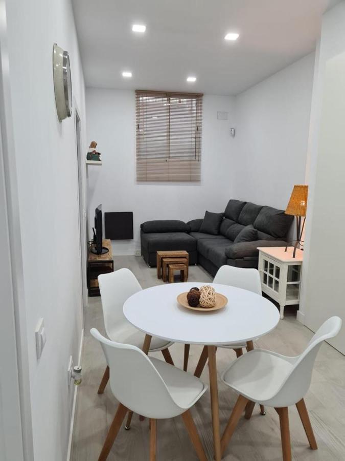 Apartamento Apartamento Pet-Friendly En Atocha By Bebalmy Madrid Exterior foto